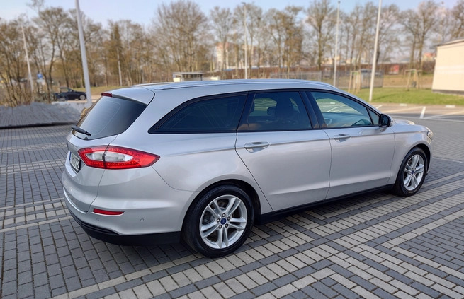 Ford Mondeo cena 62900 przebieg: 75000, rok produkcji 2018 z Szczecin małe 781